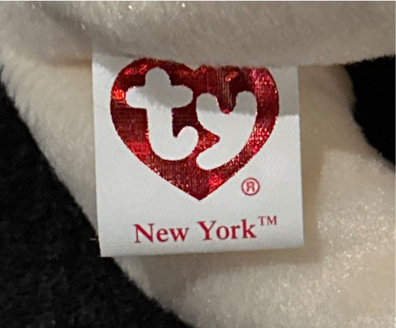 New York The Bear - I ❤️  (United States) plush collectible [Barcode 008421400508] - Main Image 3