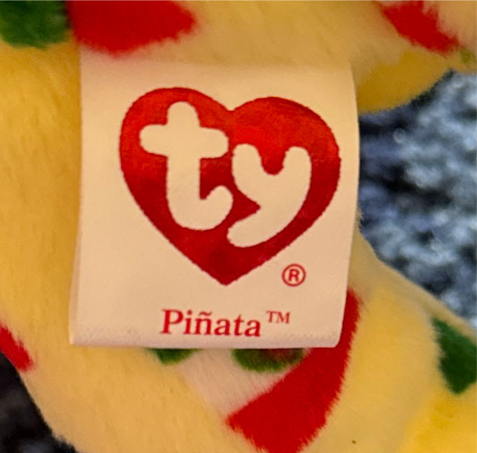 Piñata The Bear - Flag Nose  (Mexico) plush collectible [Barcode 008421400515] - Main Image 3