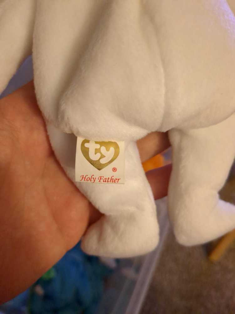 Holy Father The Bear  (Italy) plush collectible [Barcode 008421402656] - Main Image 2