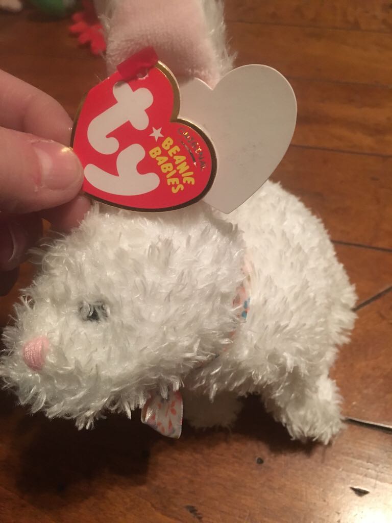 Nibble the Bunny Rabbit  plush collectible [Barcode 008421404940] - Main Image 2