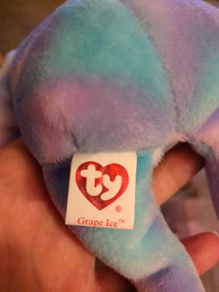 Berry Ice The Bear  plush collectible [Barcode 008421406784] - Main Image 2