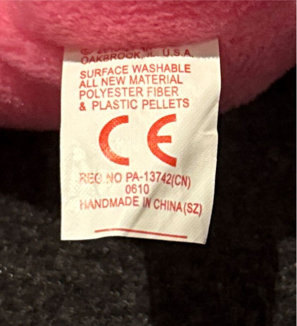 Hope The Bear (Breast Cancer Awareness)  (United States) plush collectible [Barcode 008421408337] - Main Image 4