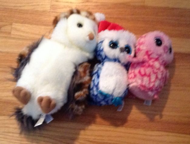 Icicles the Owl - Beanie Boo - Christmas  plush collectible [Barcode 008421411207] - Main Image 2