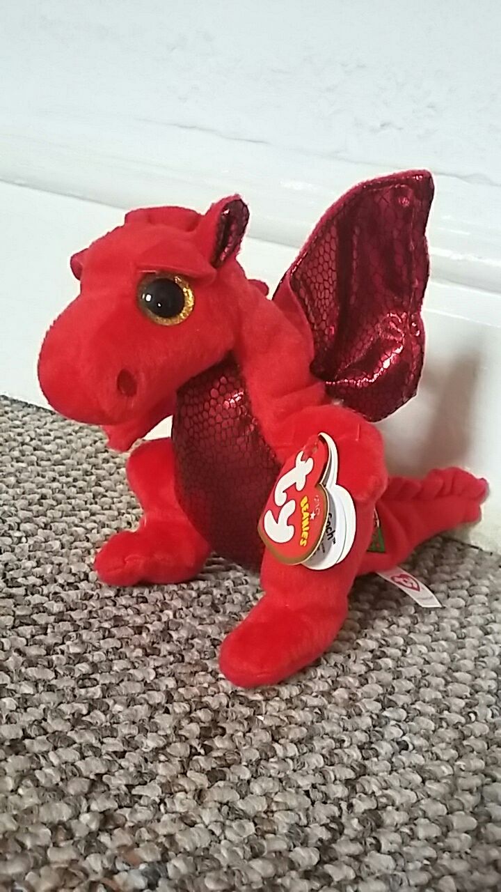 Y Ddraig Goch The Dragon (UK Exclusive)  plush collectible [Barcode 008421460311] - Main Image 2