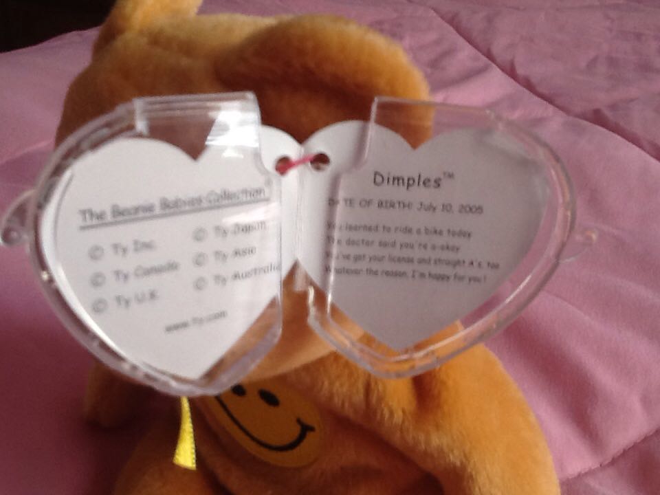 Dimples The Bear  (United States) plush collectible - Main Image 2