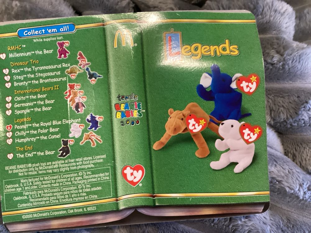 Peanut  (United States) plush collectible - Main Image 2