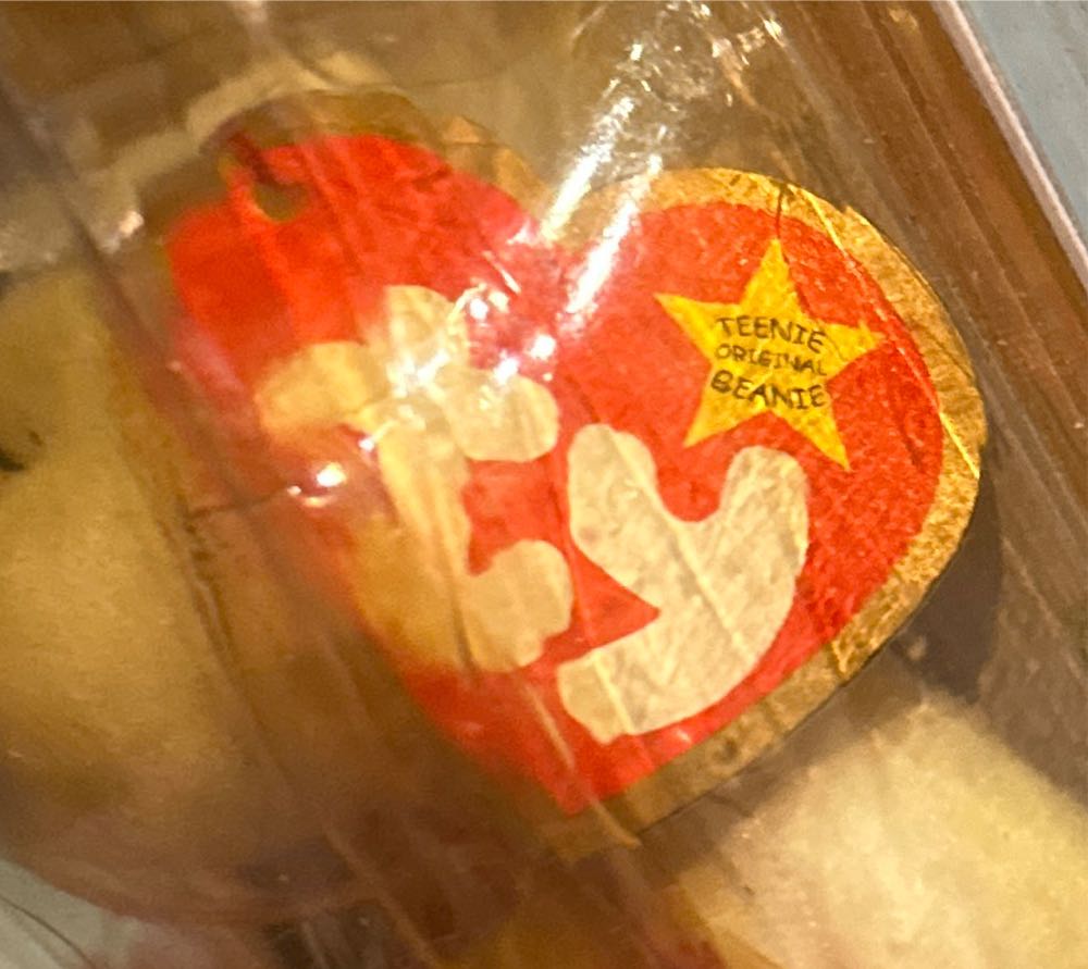 1999 McDonald’s Maple the Bear  plush collectible - Main Image 3