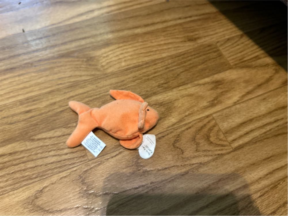Goldie the Goldfish - Teenie Beanie  plush collectible - Main Image 3