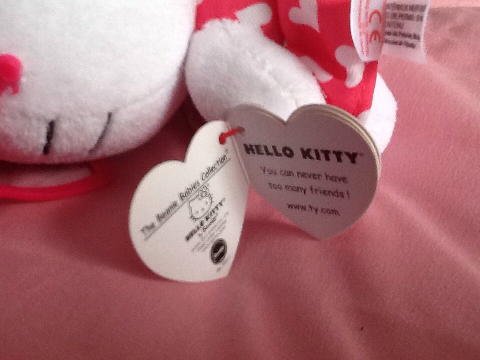 Hello Kitty Heart Shaped Glasses  plush collectible - Main Image 2