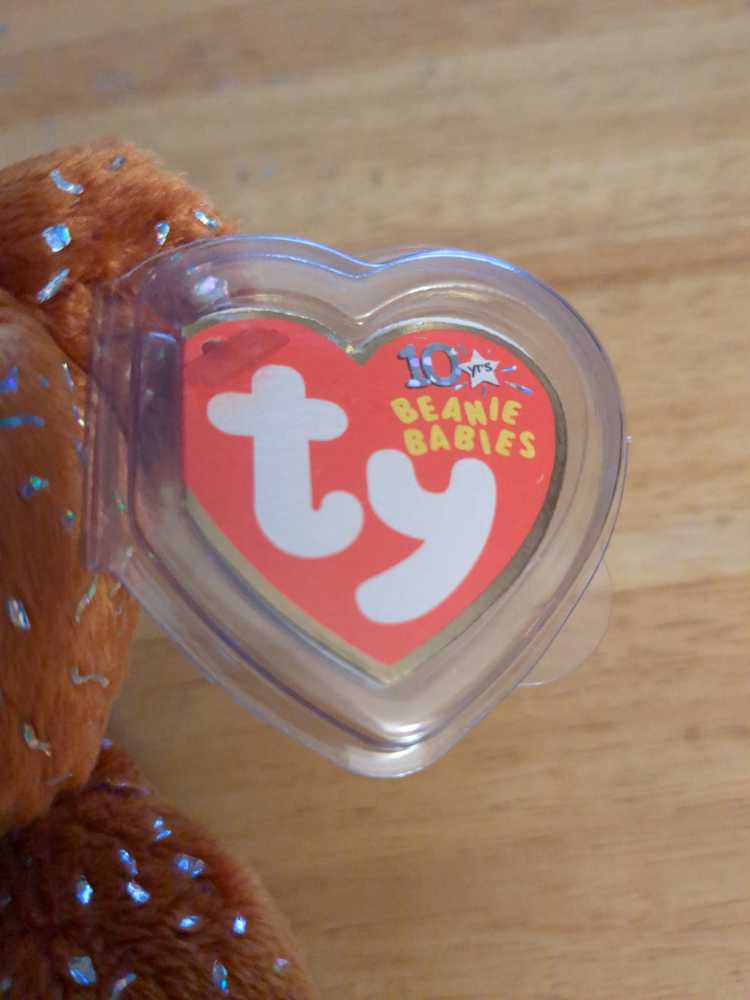 Decade The Bear - Brown  (United States) plush collectible - Main Image 3