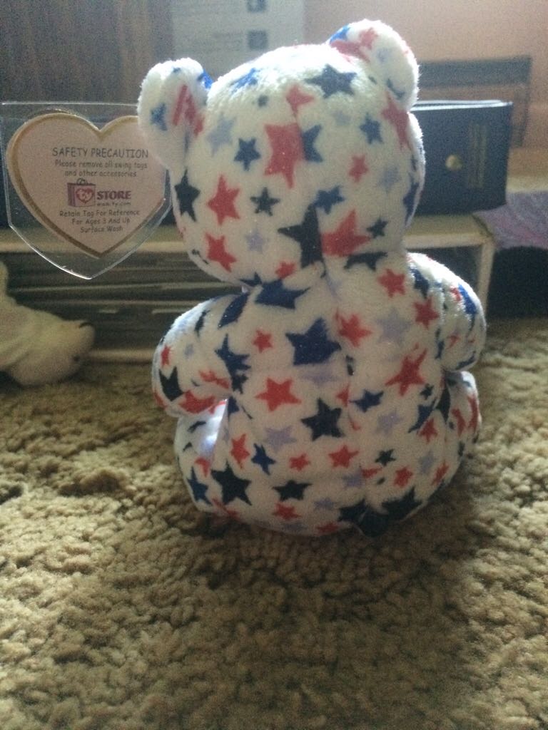 White  plush collectible - Main Image 2