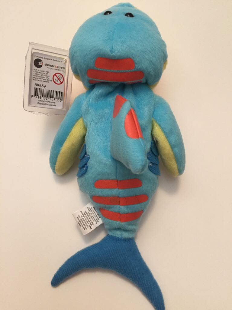 Smiles The Shark  (Australia) plush collectible - Main Image 2
