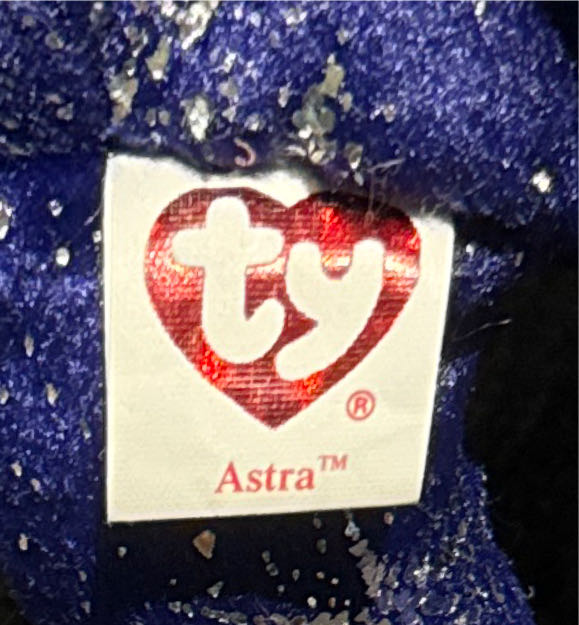 BBOM - 11/2004 Astra The Bear  plush collectible - Main Image 3