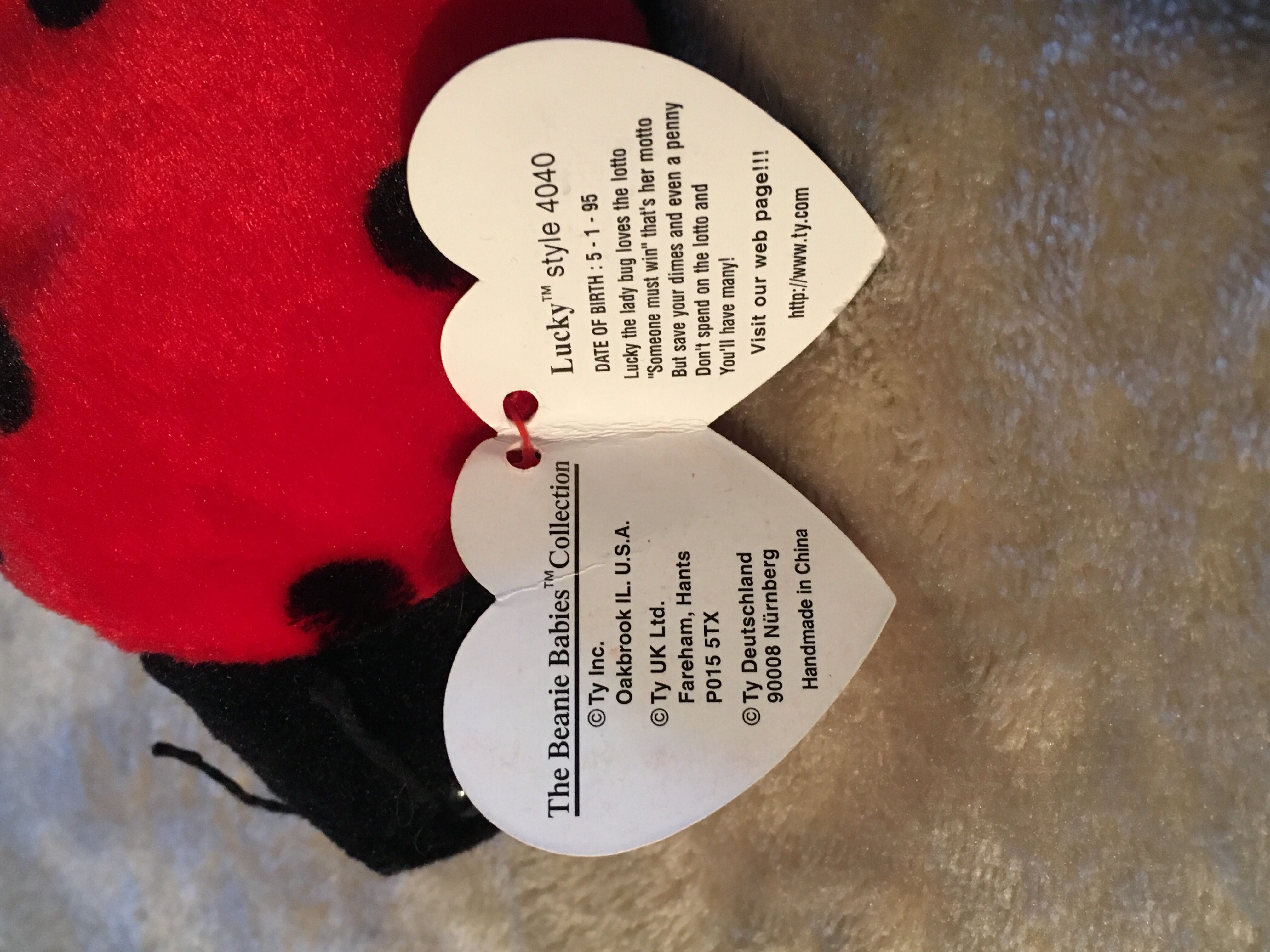 Lucky The Ladybug  (United States) plush collectible [Barcode 008421040407] - Main Image 3