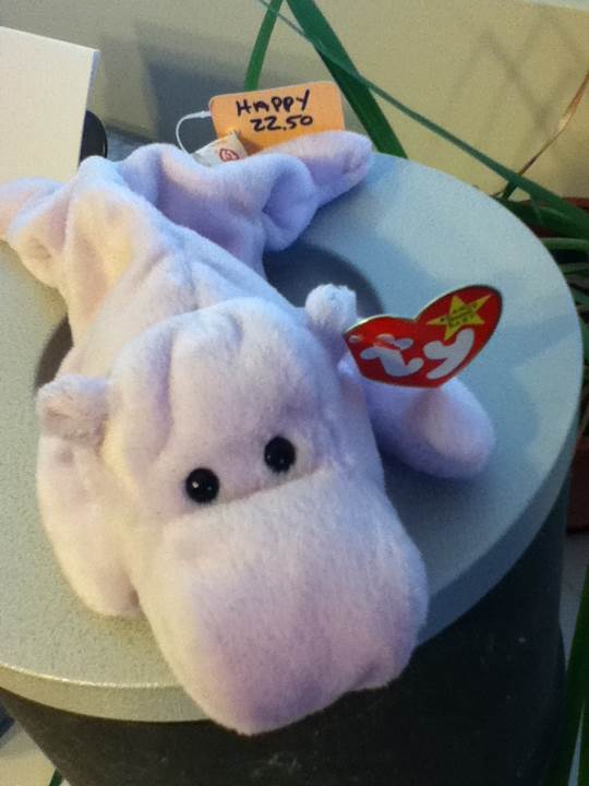 HAPPY the Hippo  (United States) plush collectible [Barcode 008421040612] - Main Image 2