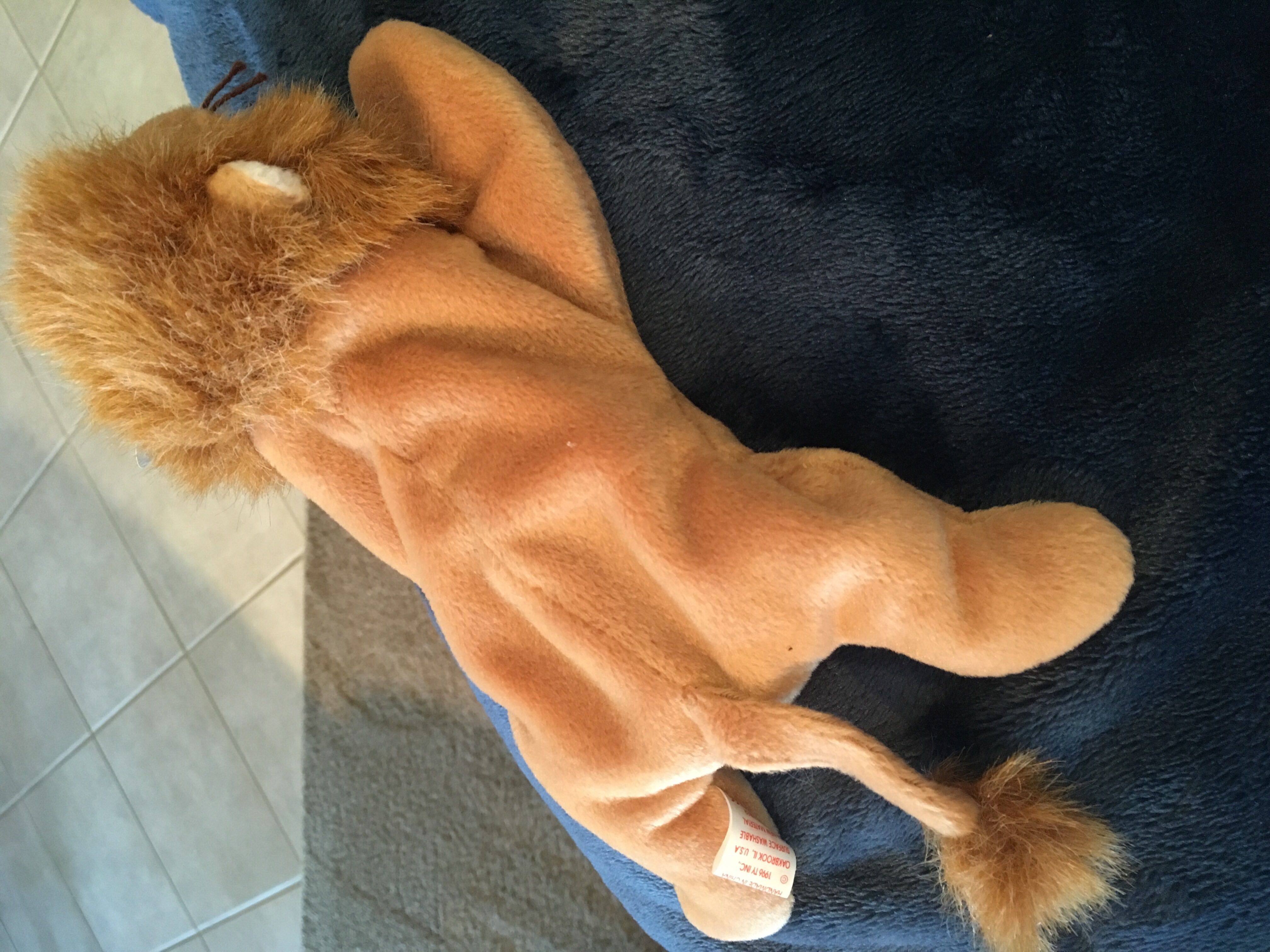 Roary The Lion  (United States) plush collectible [Barcode 008421040698] - Main Image 4