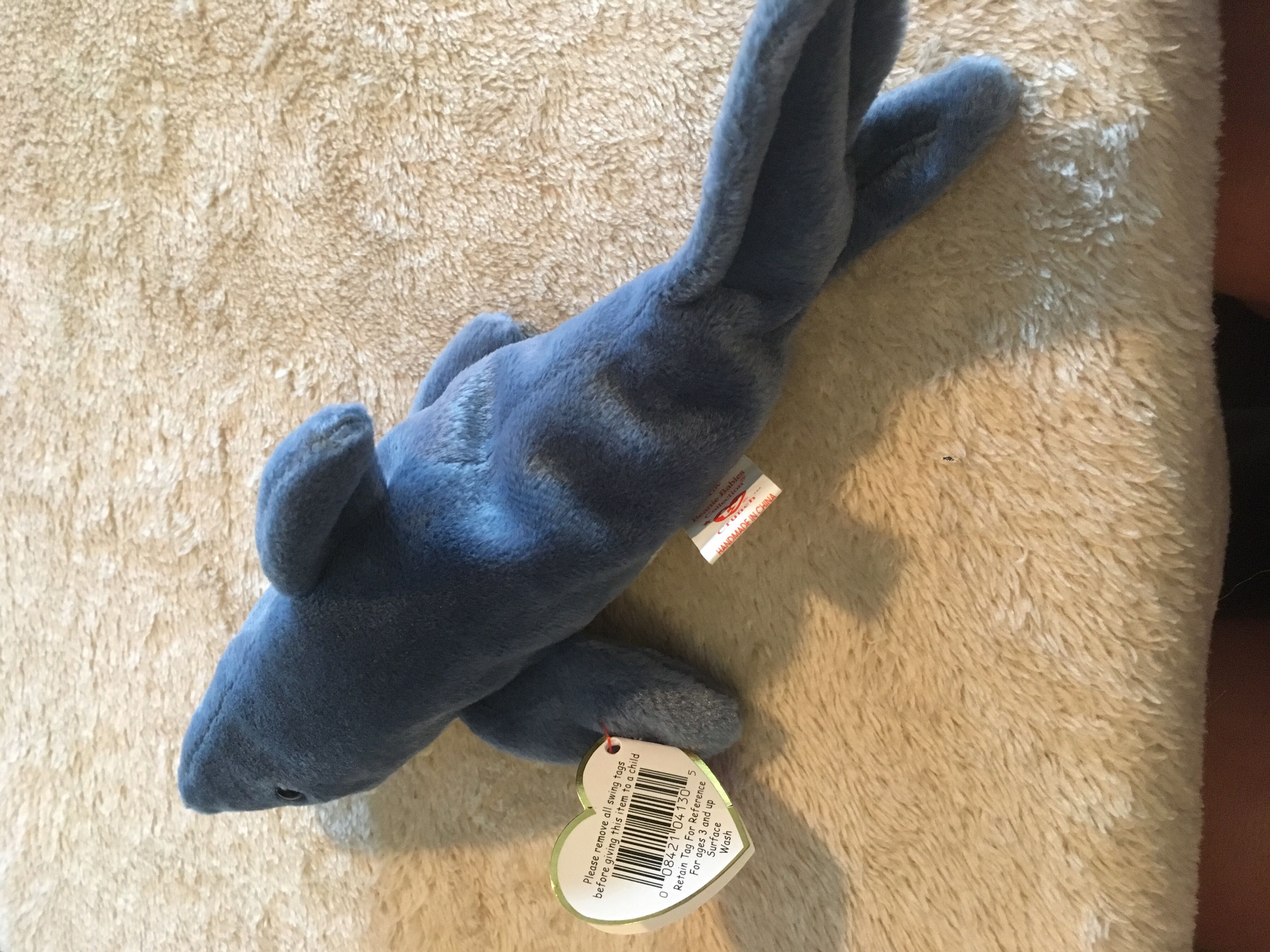 Crunch The Shark  (United States) plush collectible [Barcode 008421041305] - Main Image 4