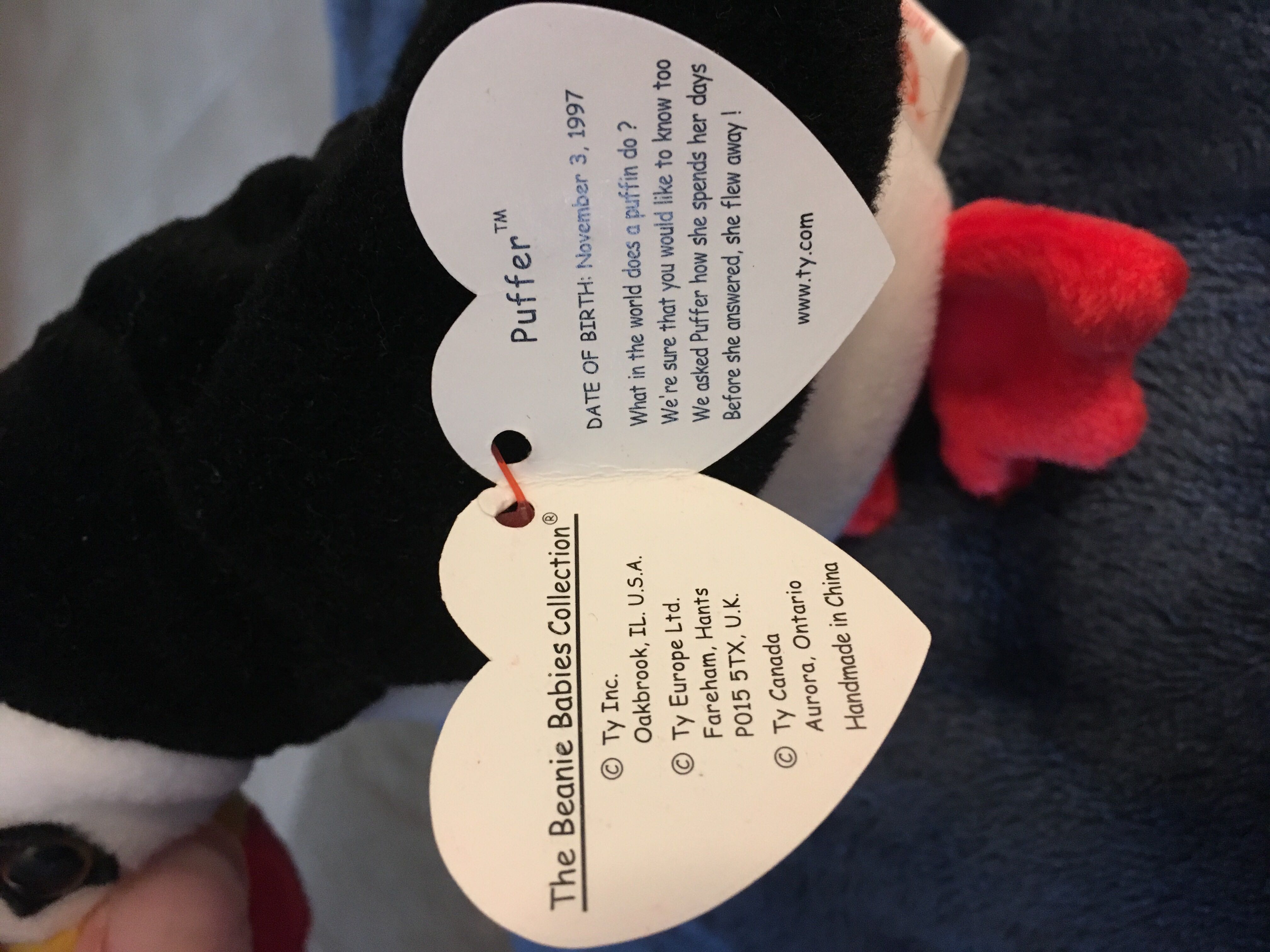 Puffer the Puffin  (Canada) plush collectible [Barcode 008421041817] - Main Image 3