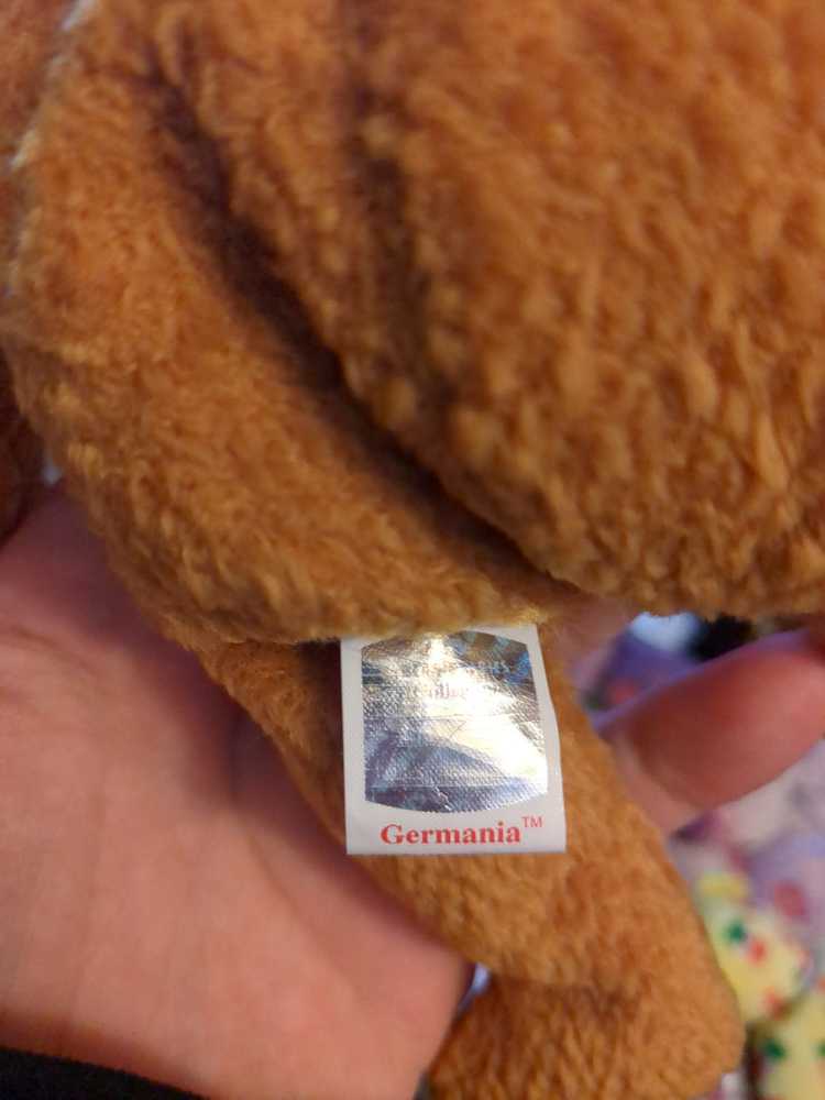 Germania The Bear  (Germany) plush collectible [Barcode 008421042364] - Main Image 3