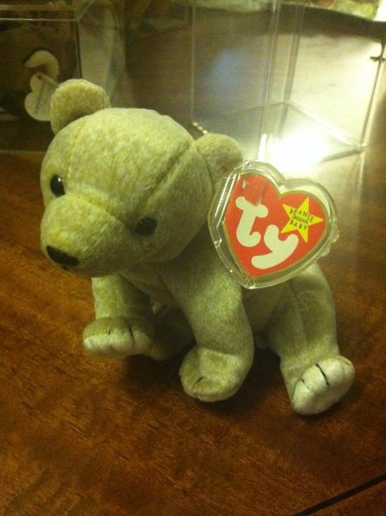 Almond  (United States) plush collectible [Barcode 008421042463] - Main Image 2