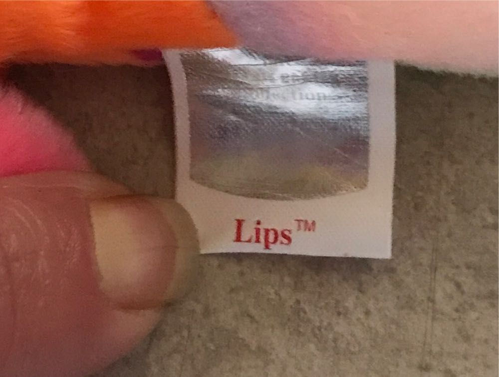 Lips the Fish  (United States) plush collectible [Barcode 008421042548] - Main Image 4