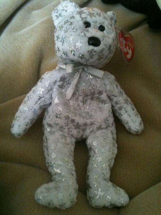 BEGINNING The Bear  plush collectible [Barcode 008421042678] - Main Image 2