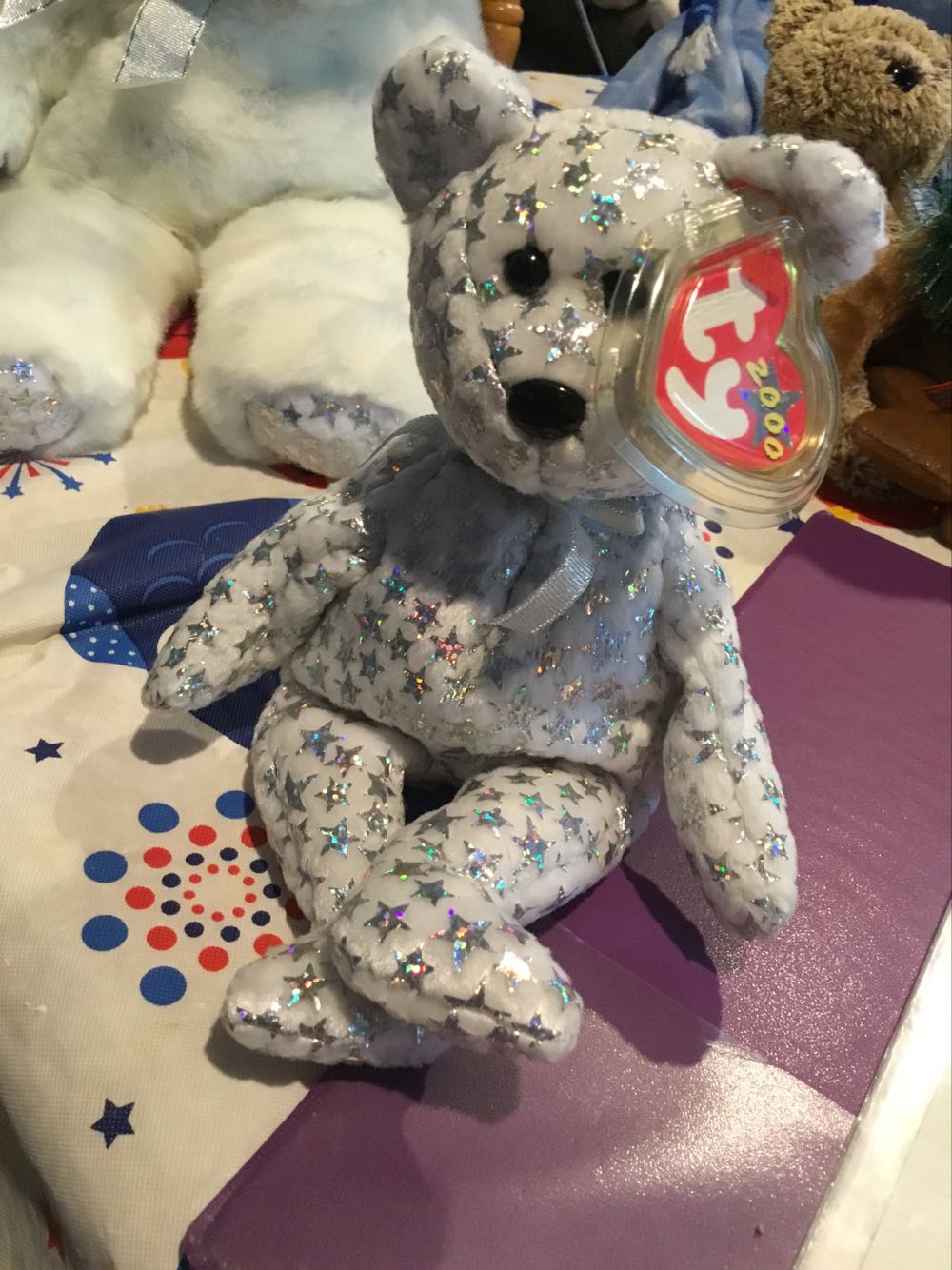 BEGINNING The Bear  plush collectible [Barcode 008421042678] - Main Image 4