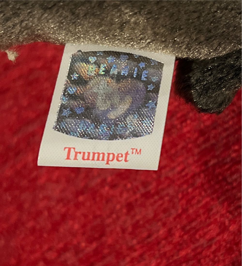 Trumpet The Elephant  (United States) plush collectible [Barcode 008421042760] - Main Image 3