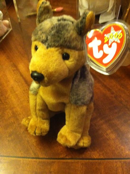 Sarge The German Shepherd Dog  (United States) plush collectible [Barcode 008421042777] - Main Image 2