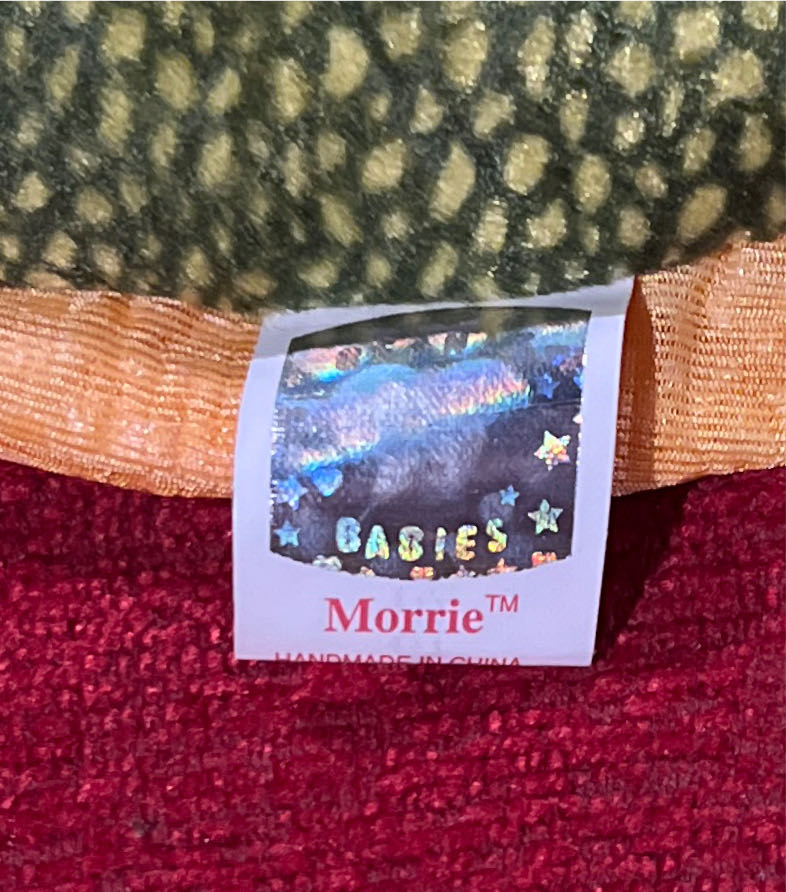 Morrie The Eel  (United States) plush collectible [Barcode 008421042821] - Main Image 3