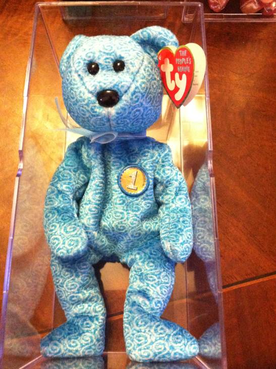 Classy the Bear  (United States) plush collectible [Barcode 008421043736] - Main Image 2