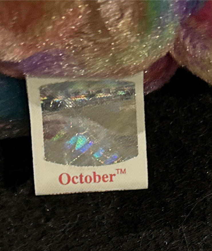 October The Birthday Bear  (United States) plush collectible [Barcode 008421043804] - Main Image 3