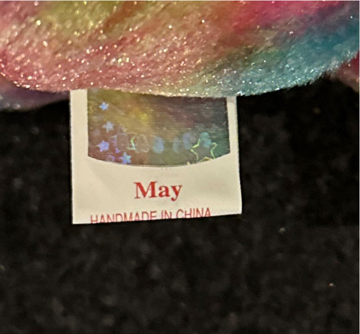 May The Birthday Bear  (United States) plush collectible [Barcode 008421043927] - Main Image 3