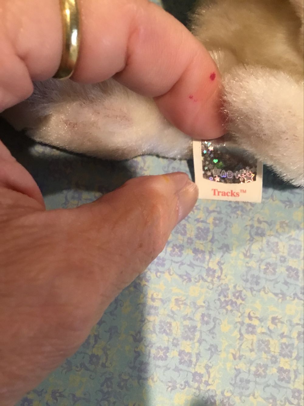 Tracks The Lynx  plush collectible [Barcode 008421045075] - Main Image 3