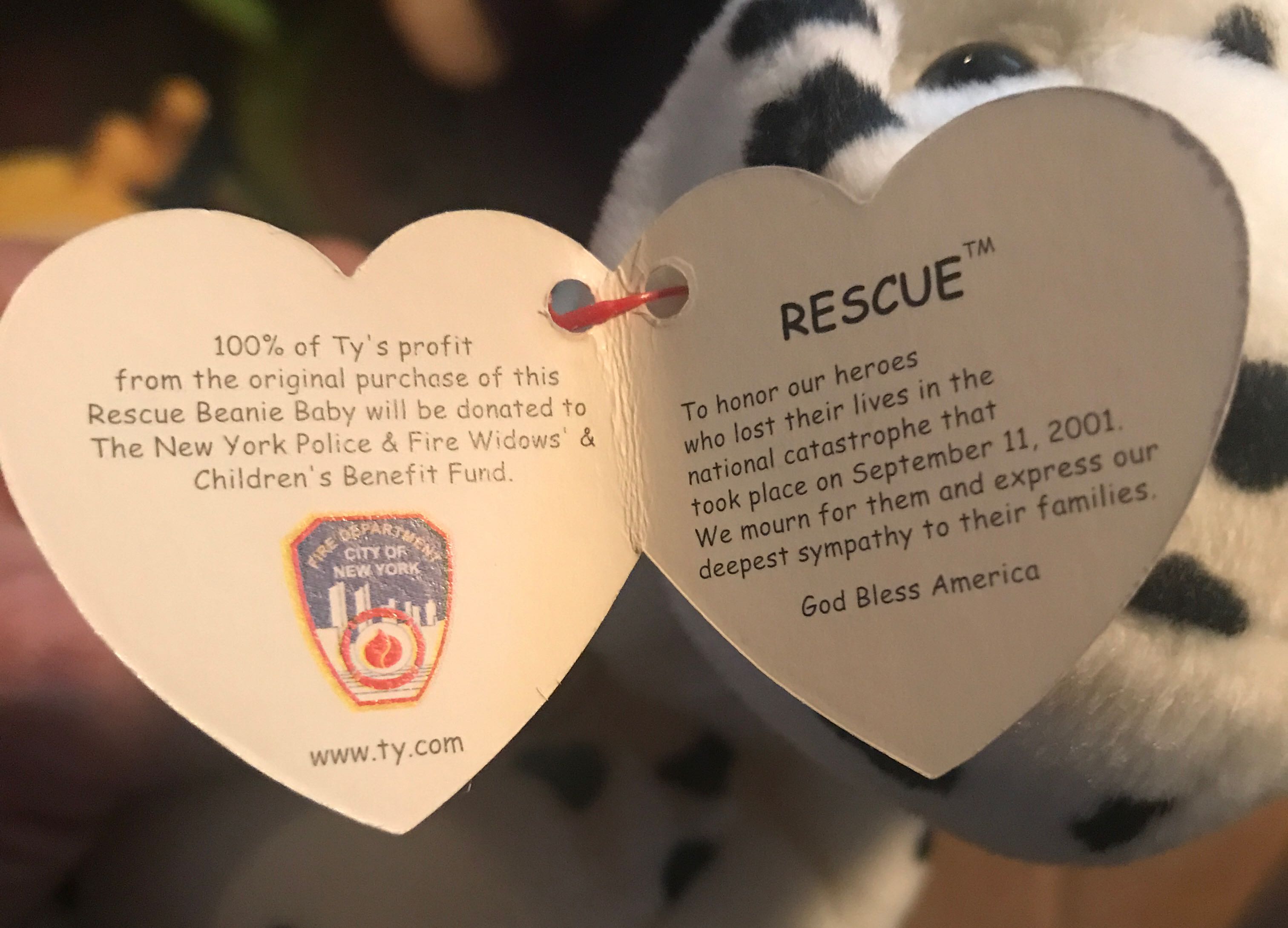 Rescue The Dalmatian  (United States) plush collectible [Barcode 008421045143] - Main Image 3