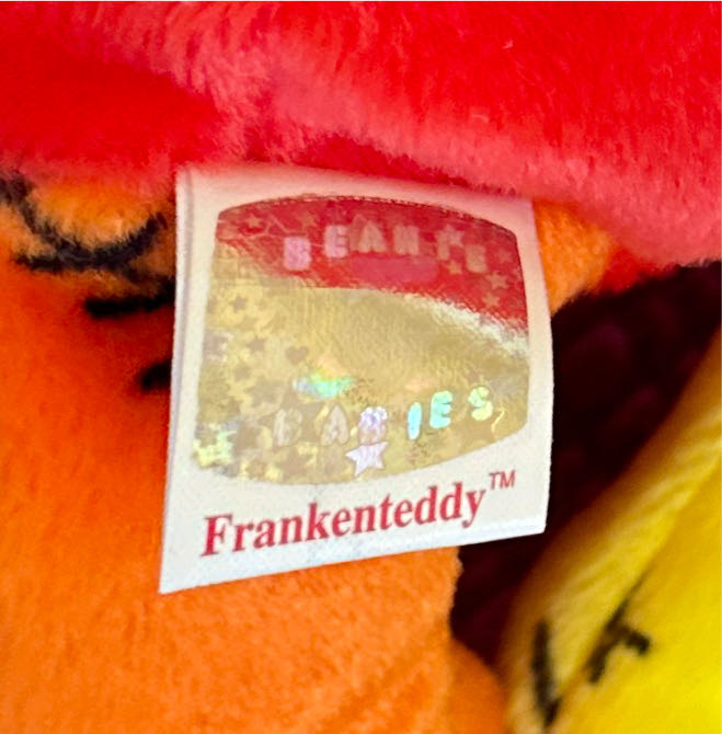 Frankenteddy The Bear ( Red, Blue Feet)  (United States) plush collectible [Barcode 008421045624] - Main Image 3