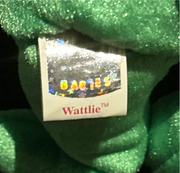 Wattlie The Bear  (Australia) plush collectible [Barcode 008421046164] - Main Image 3