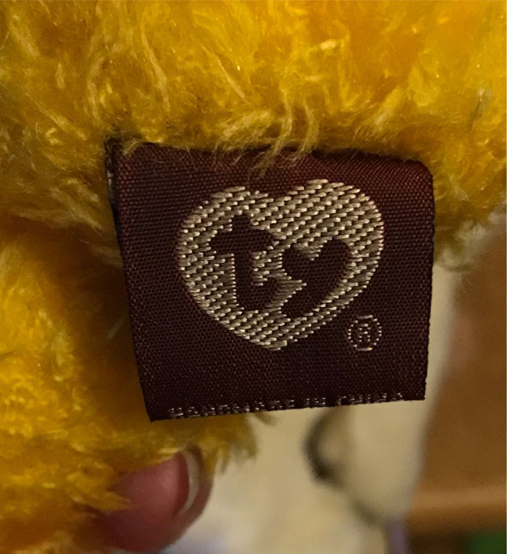 Bonnie Duck  (United States) plush collectible [Barcode 008421060757] - Main Image 3