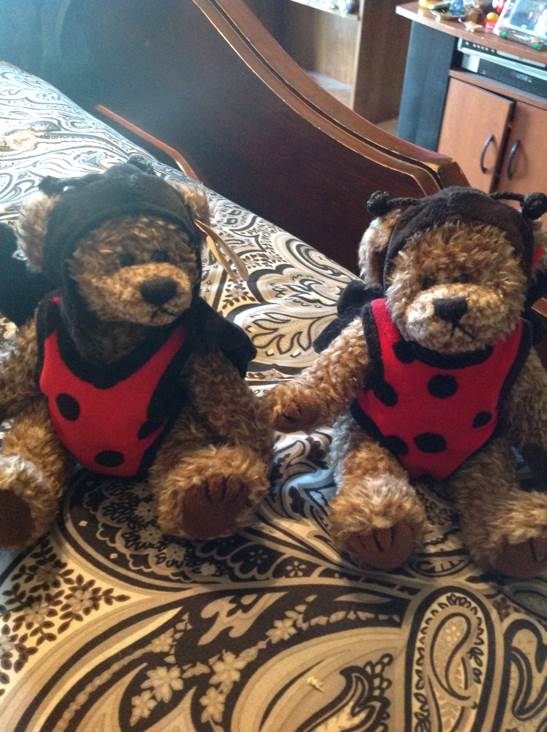 Bugsby  plush collectible [Barcode 008421060894] - Main Image 2