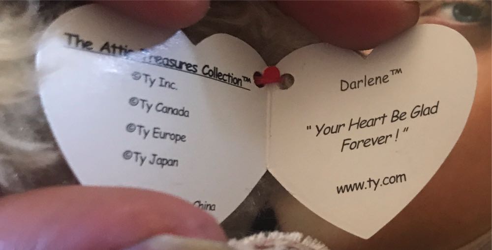 ✅Darlene  (Canada) plush collectible [Barcode 008421062133] - Main Image 3