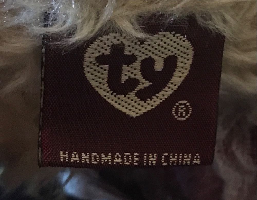 ✅Darlene  (Canada) plush collectible [Barcode 008421062133] - Main Image 4