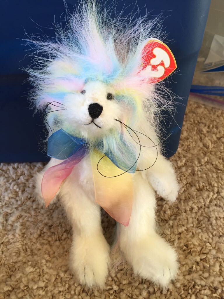 Majesty 8” (Attic Treasures)  (United States) plush collectible [Barcode 008421062591] - Main Image 1