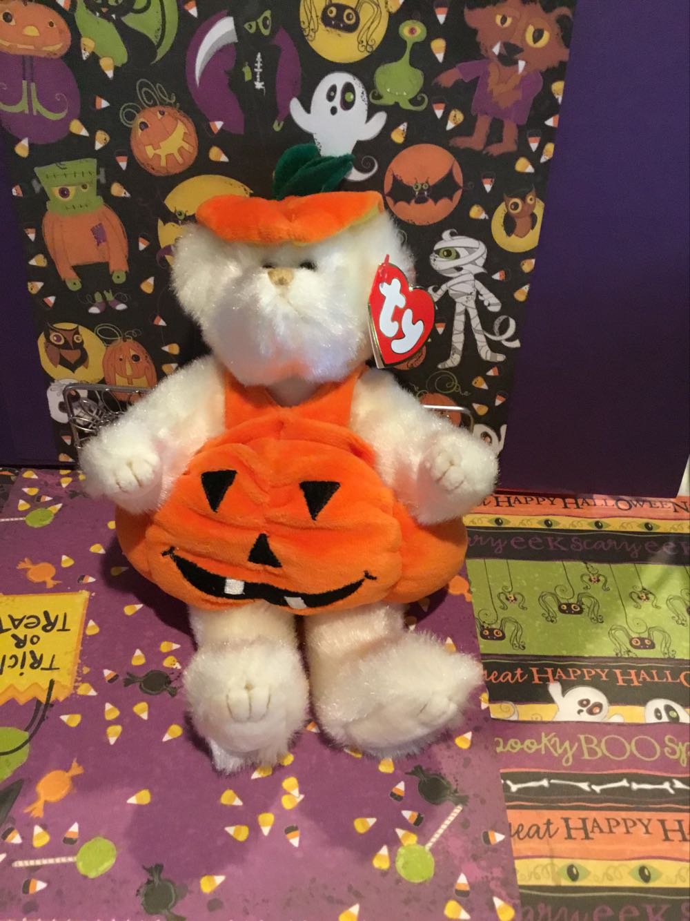 Carver  (United States) plush collectible [Barcode 008421062713] - Main Image 4