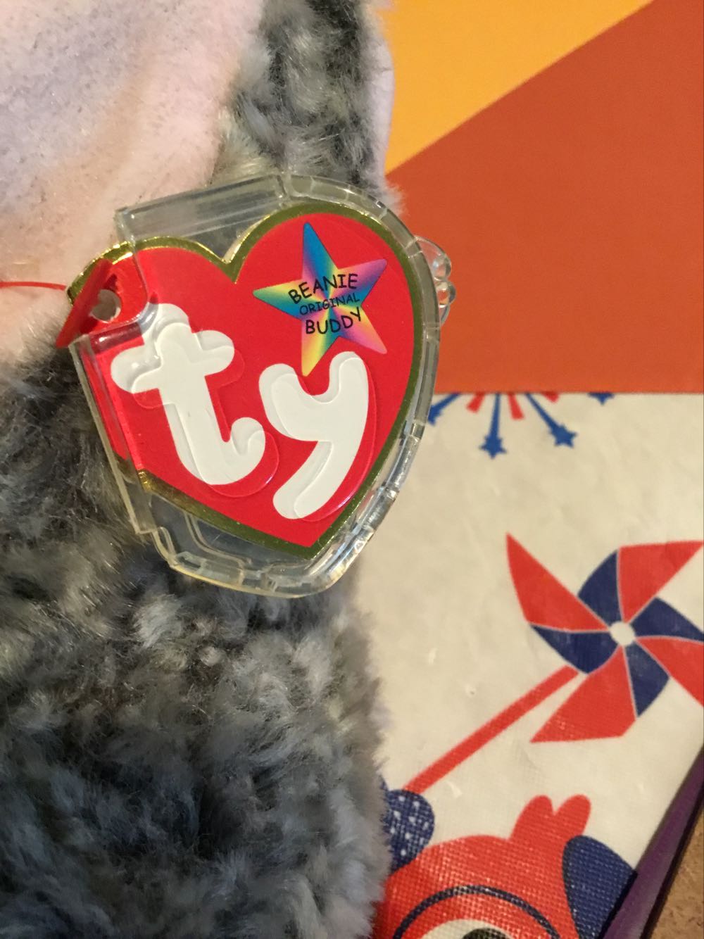 Hopper The Beanie Buddy  (United States) plush collectible [Barcode 008421094387] - Main Image 2