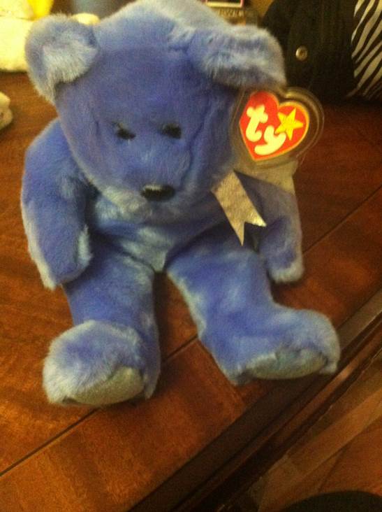 Clubby II the Bear - Beanie Buddy  (United States) plush collectible [Barcode 008421099917] - Main Image 2