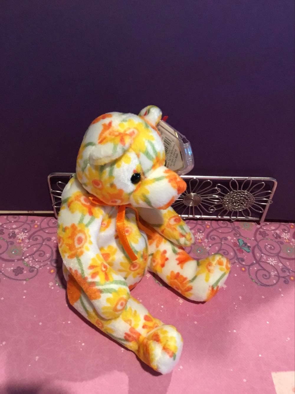 Shasta the Bear  plush collectible [Barcode 008421400706] - Main Image 4