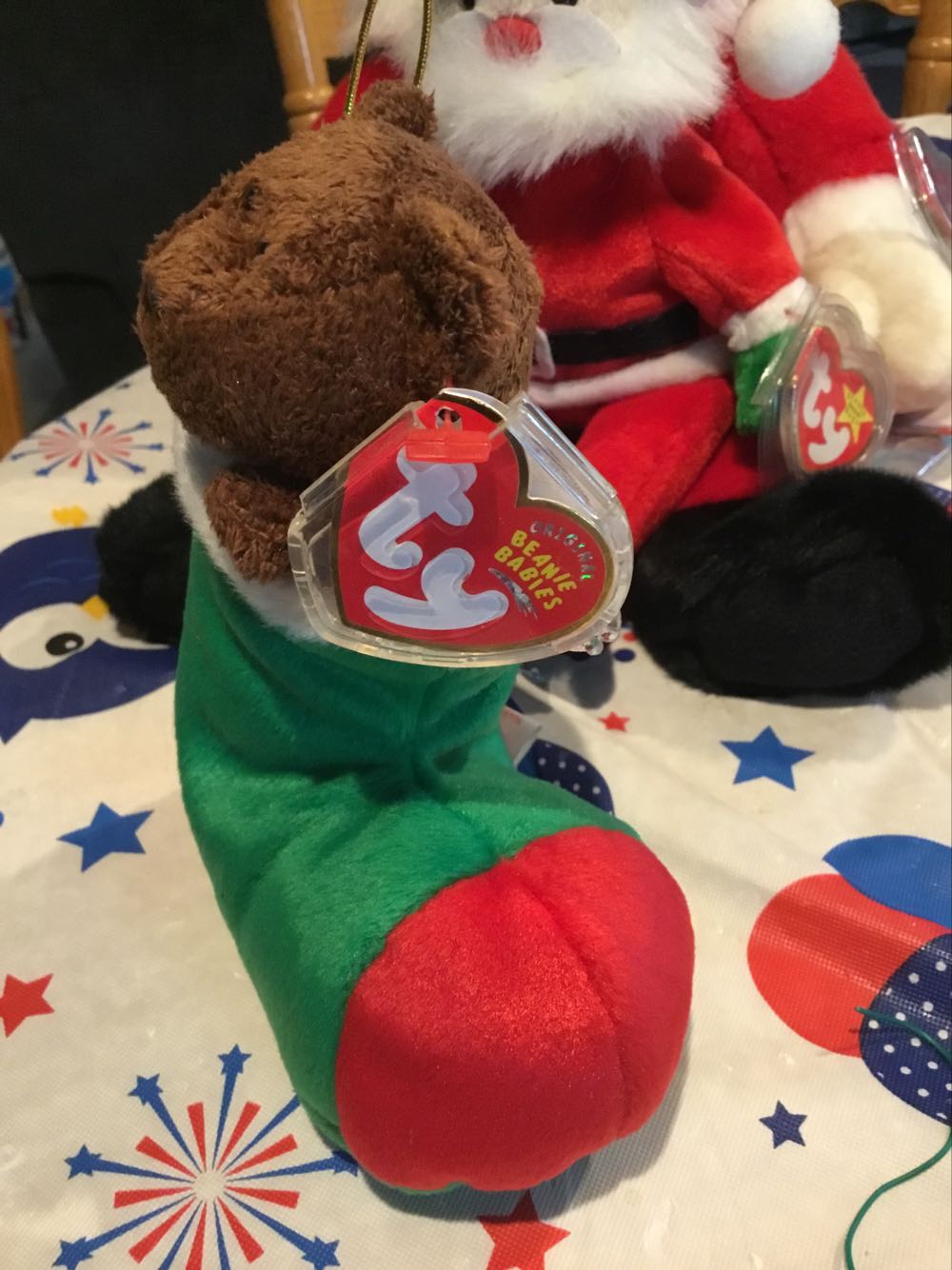 Stockings The Bear  (United States) plush collectible [Barcode 008421401406] - Main Image 3