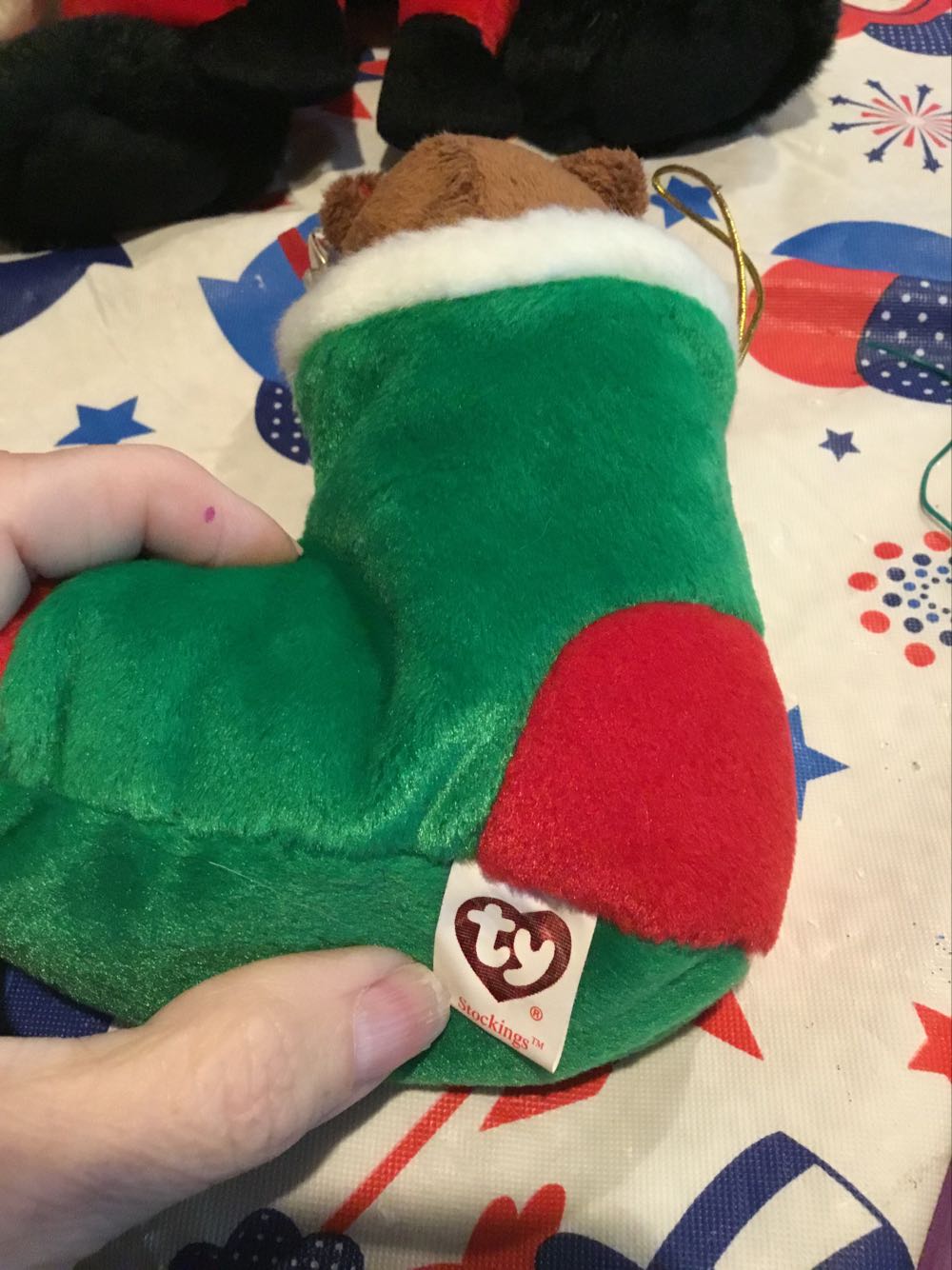 Stockings The Bear  (United States) plush collectible [Barcode 008421401406] - Main Image 4