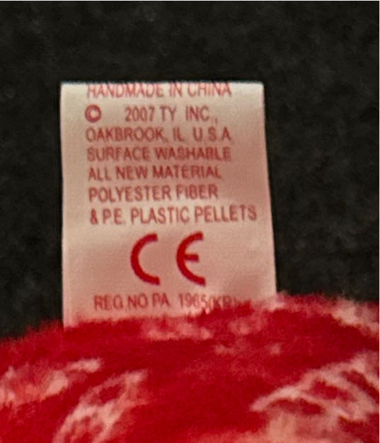 Candy Canes The Bear (red) - Christmas  (United States) plush collectible [Barcode 008421470822] - Main Image 4