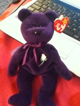 Princess  (Canada) plush collectible [Barcode 483921043002] - Main Image 1